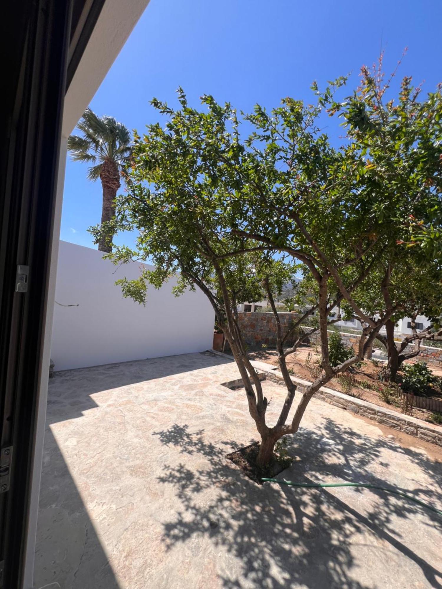 Gioma Garden Villas Istron Eksteriør billede