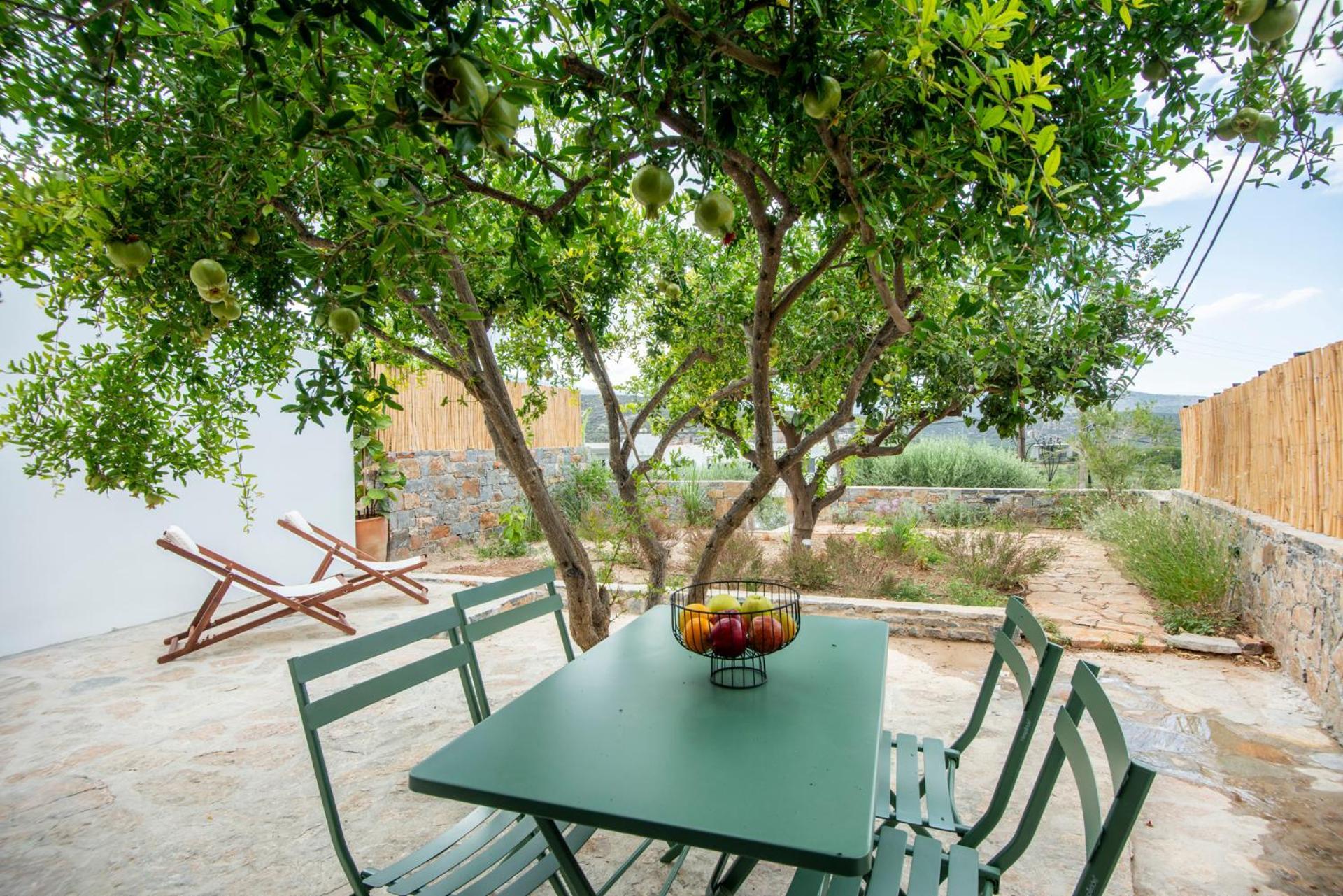 Gioma Garden Villas Istron Eksteriør billede